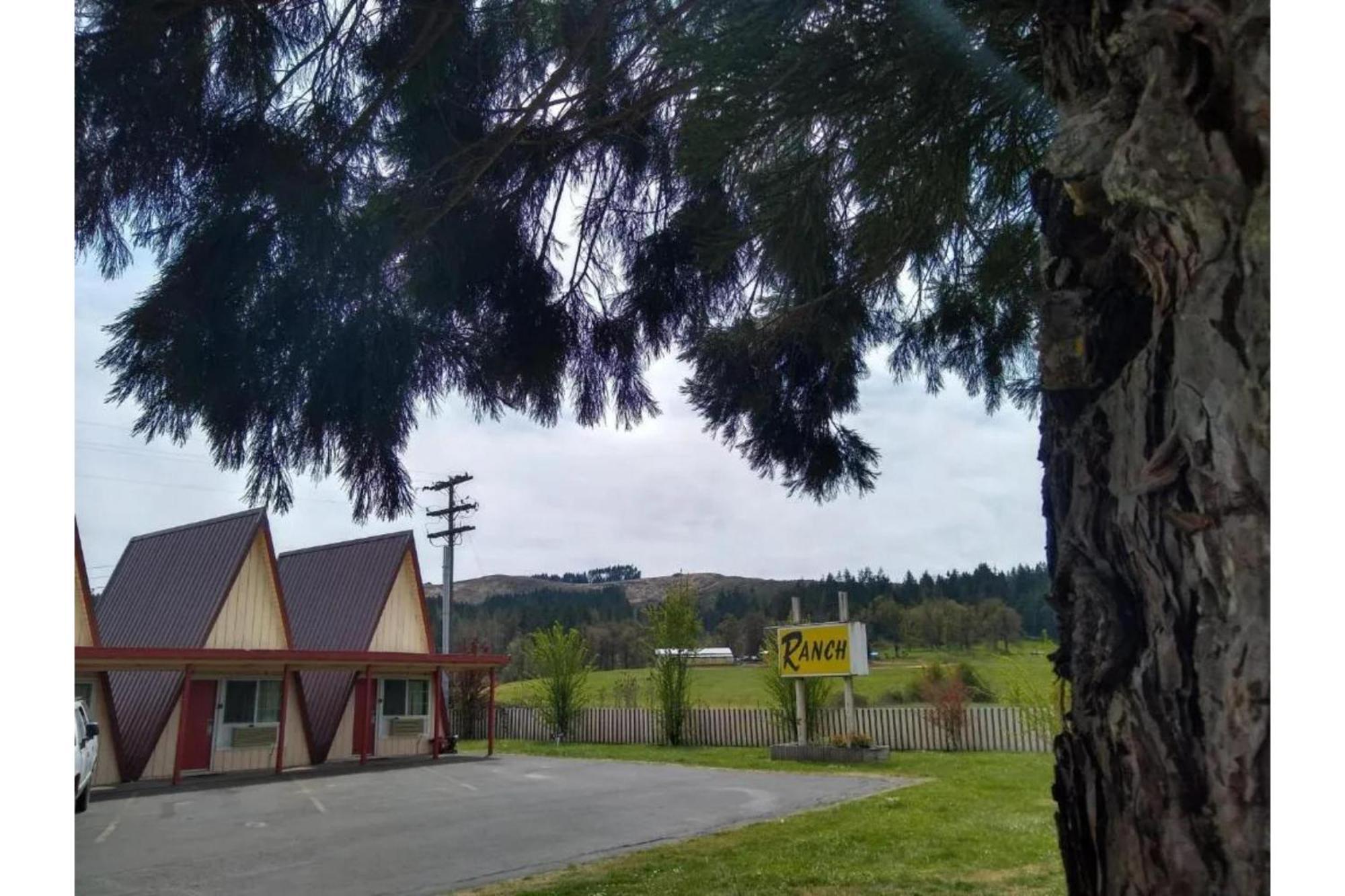 The Ranch Motel By Oyo Oakland I-5 Exterior photo